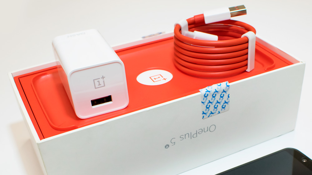 Oneplus 5T Dash Charger