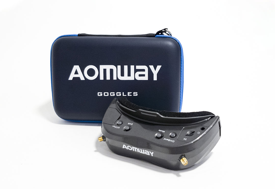 Aomway commander V2 vs V1