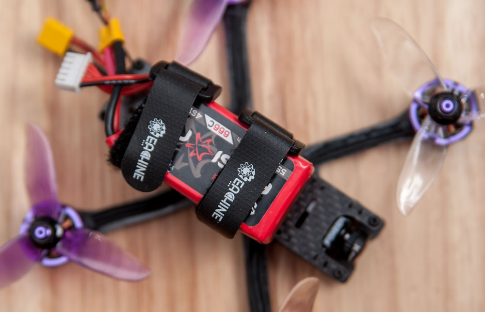 Eachine X140HV - Tani 3 calowy mikrus przeznaczony pod 6S.