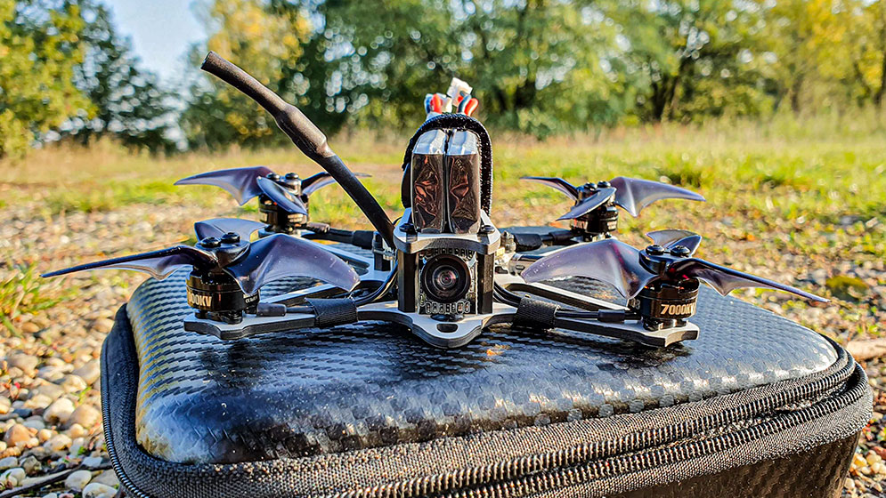 EMAX TinyHawk Freestyle, czyli 2S, które wciąż potrafi zaskoczyć.