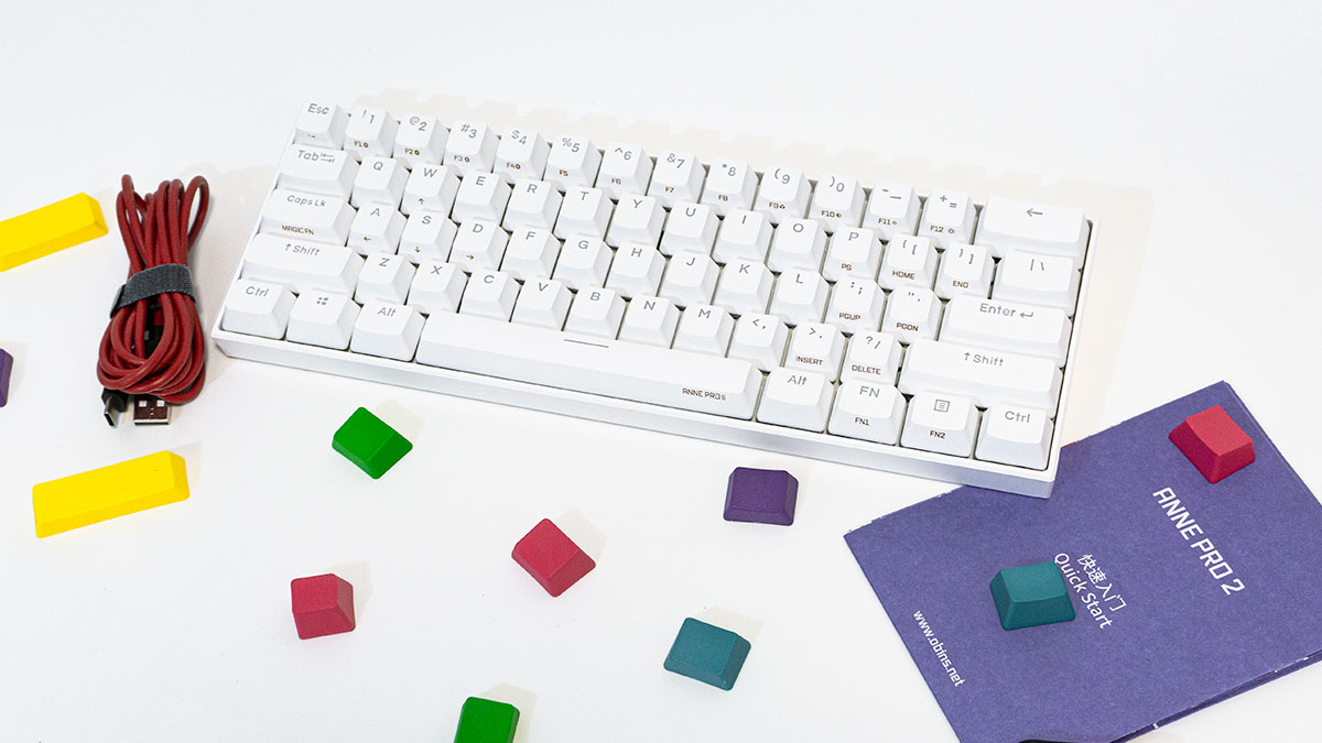 Obinslab Anne Pro 2. Kompaktowa i bezprzewodowa klawiatura mechaniczna.