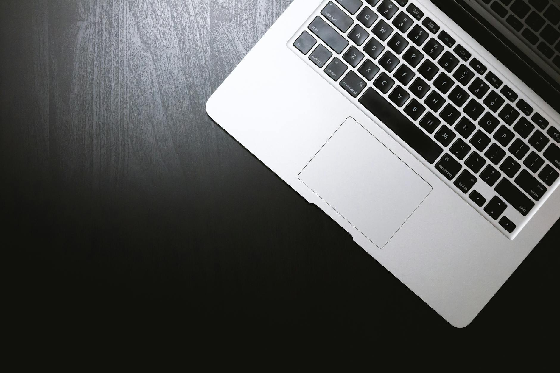 Odkryj wszechstronność i moc laptopów Dell od AG.pl – wybierz idealny sprzęt dla siebie